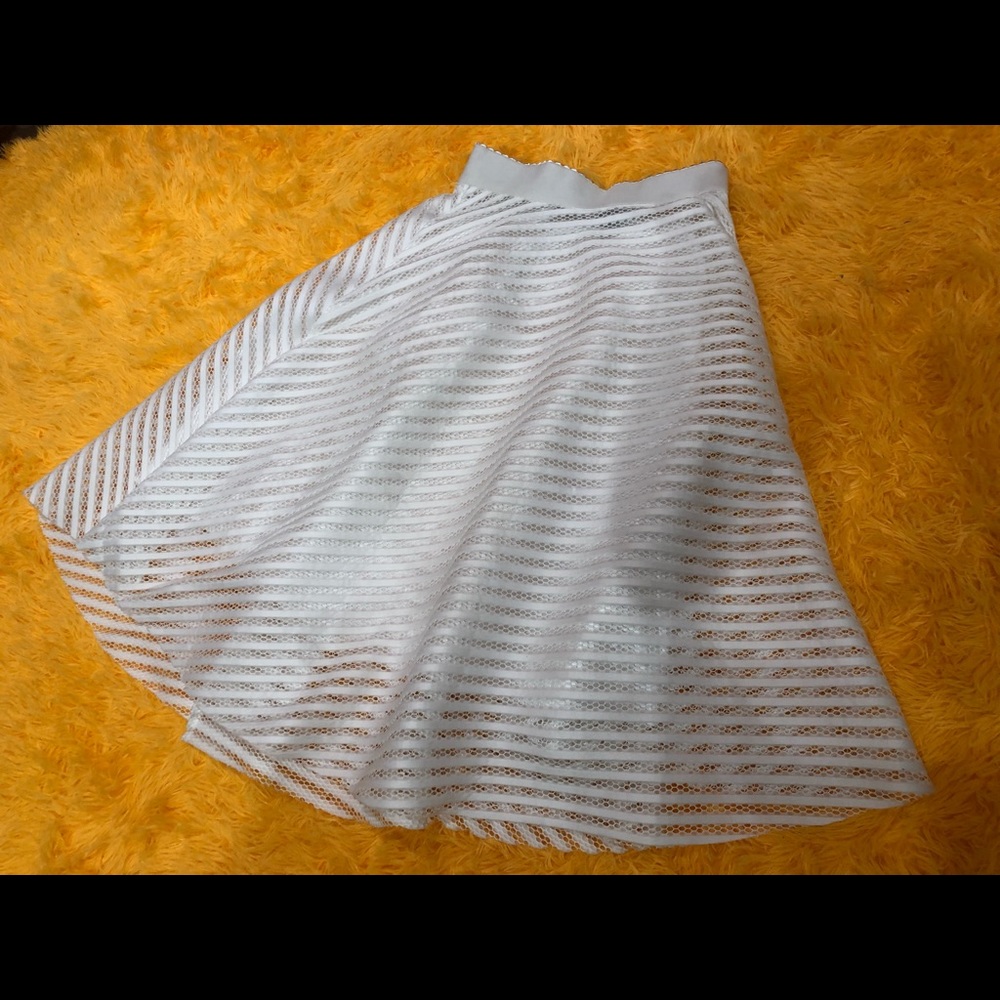 NEW LOOK White Petticoat-Style Skirt AWESOME!!